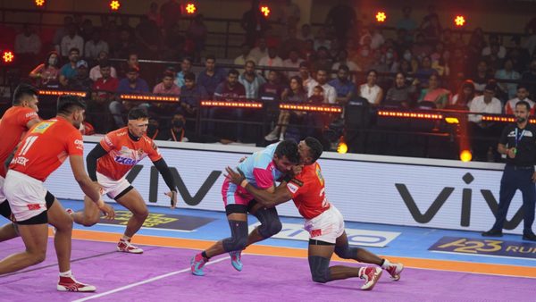 Pro Kabaddi: Gujarat Giants v/s Jaipur Pink Panthers – Preview