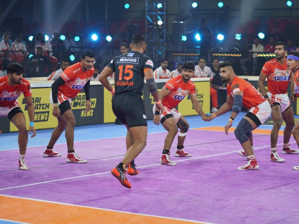 Guman, Ekrami take U Mumba to massive victory against Gujarat